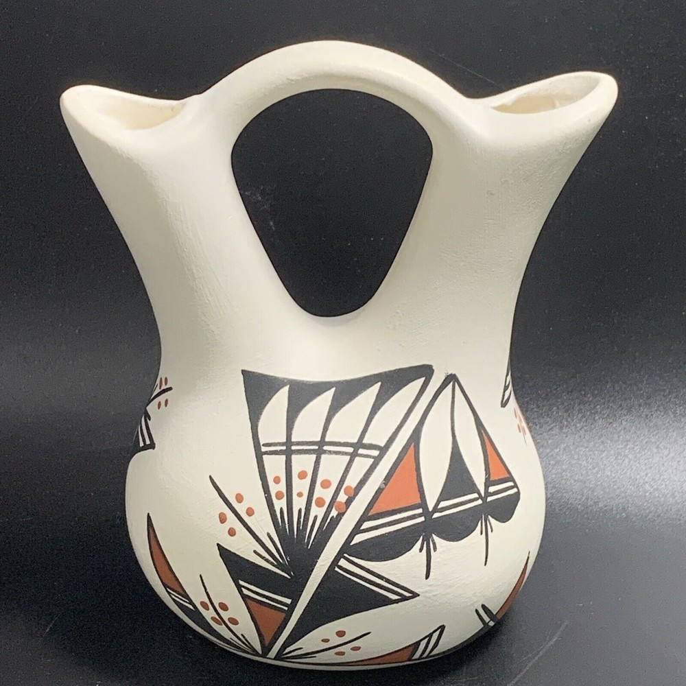 Acoma New Mexico Wedding Small Vase Signed R 4 Inch Native Southwest Pottery Art